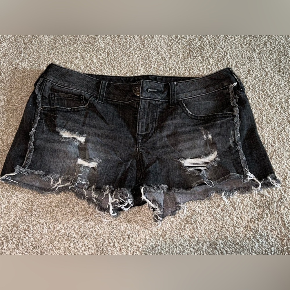 Black denim Express shorts size 6